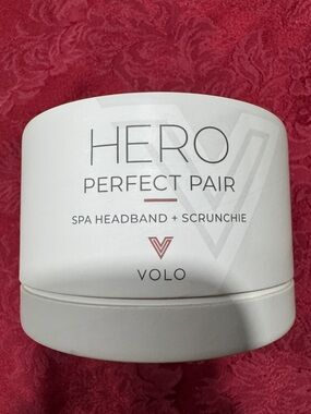 Hero Perfect Pair Spa Headband + Scrunchie — White